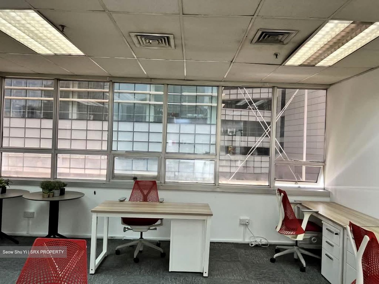 North Bridge Centre (D7), Office #546767221